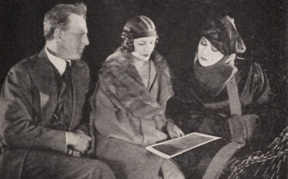Production still from the film Salomé (1923)
