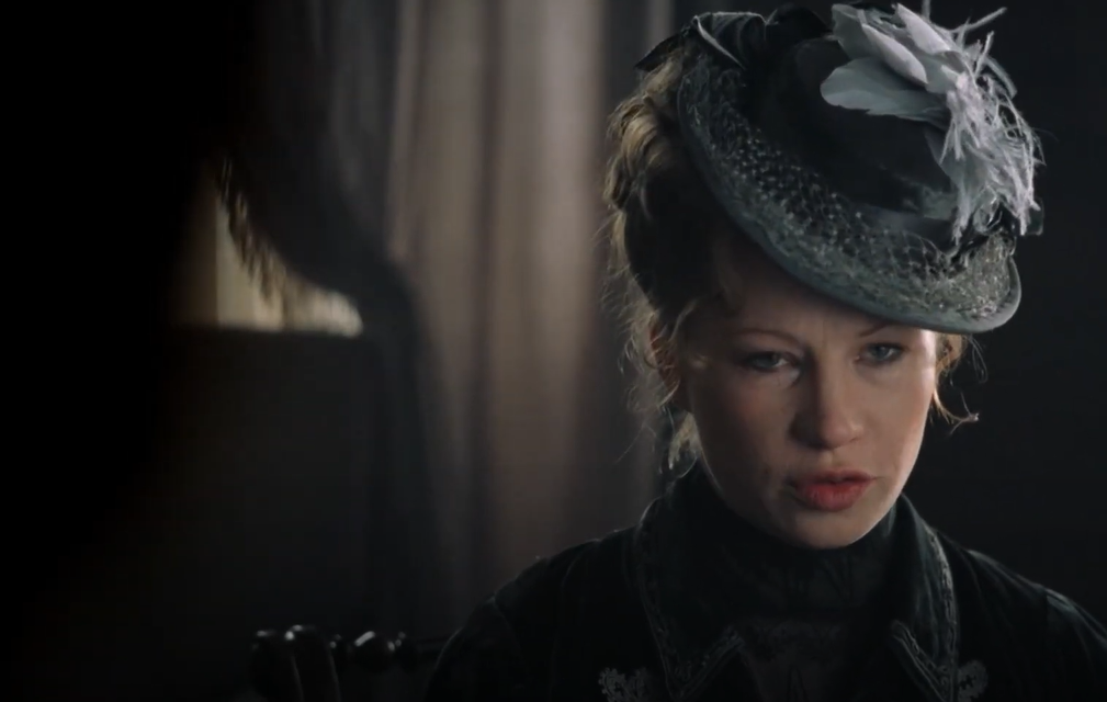 Birgit Minichmayr  as Mizzi Kaspar