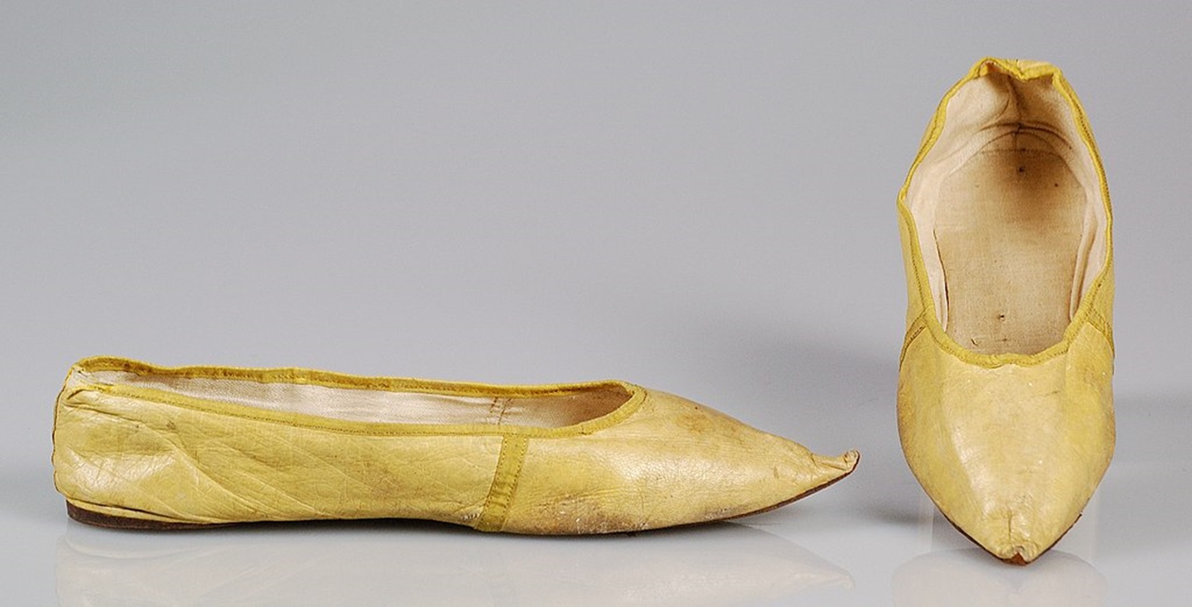 Woman Regent Slippers - between 1795 and 1805