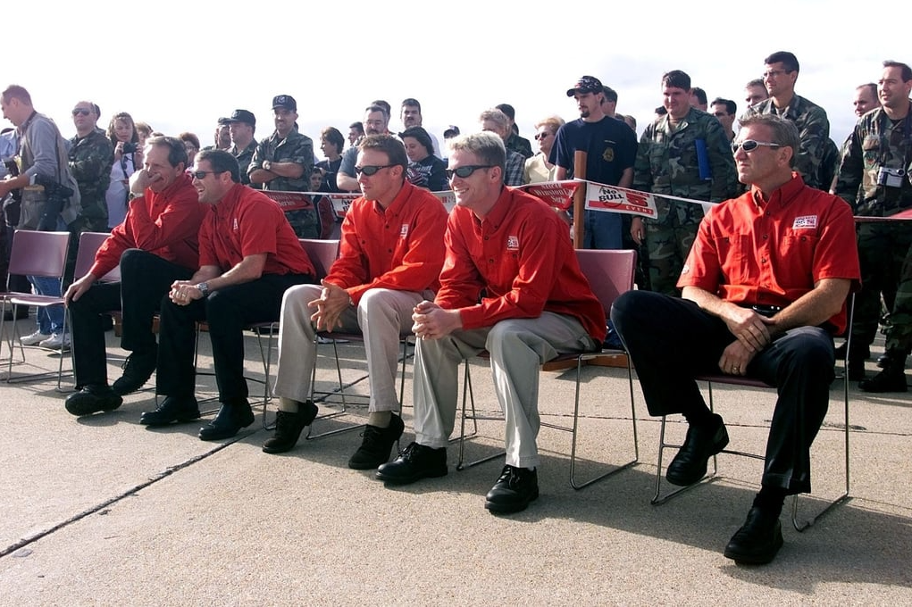 Dale Earnhardt, Bobbie Labonte, Matt Kensith, Dale Earnhardt Jr. and Dale Jarrett