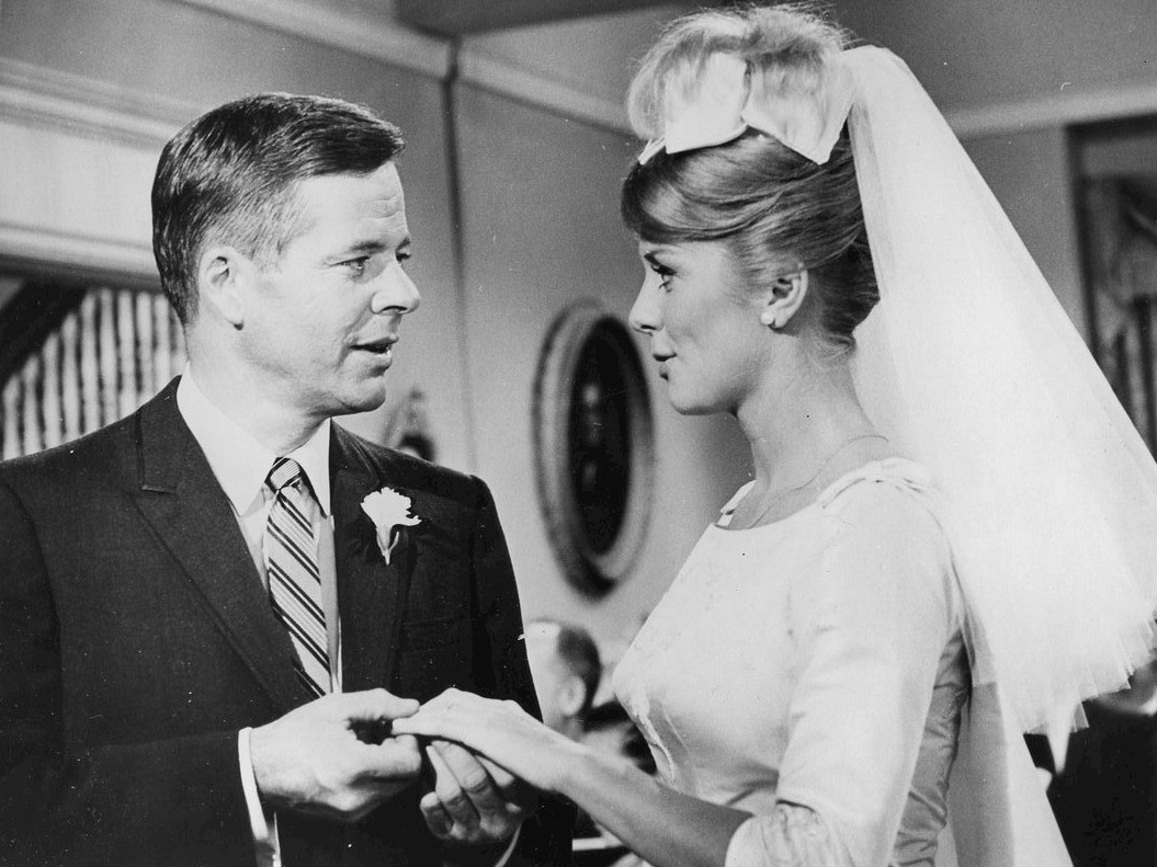 Inger Stevens wedding in a tv series