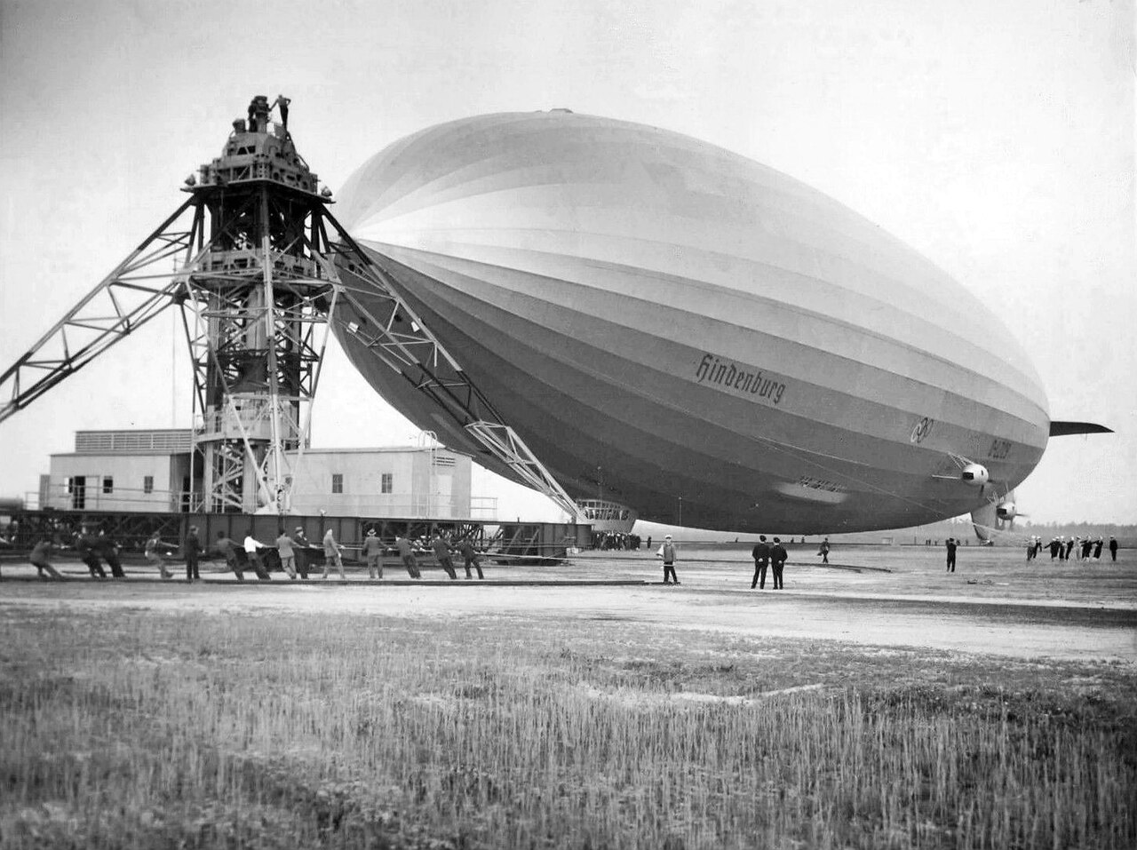 Hindenburg Mooring At Lakehurst 1936