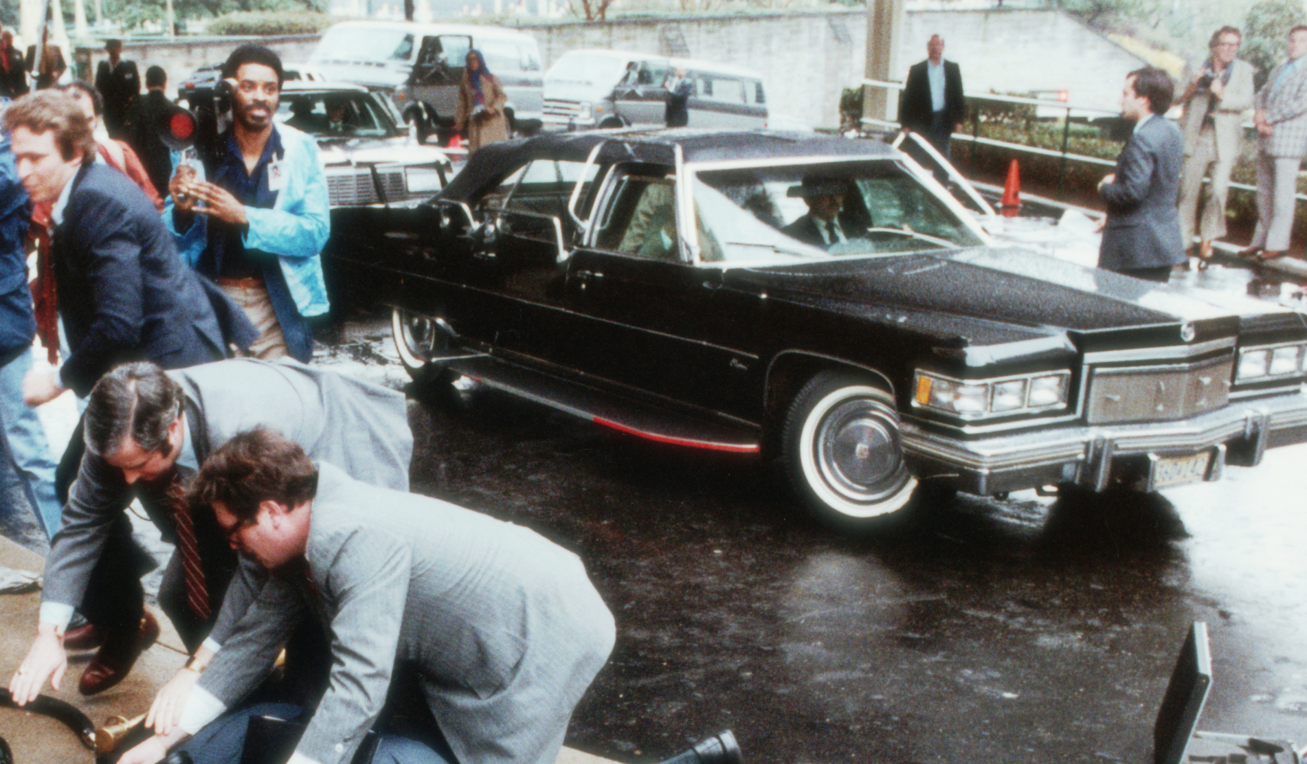Assassination attempt on US President Ronald Reagan