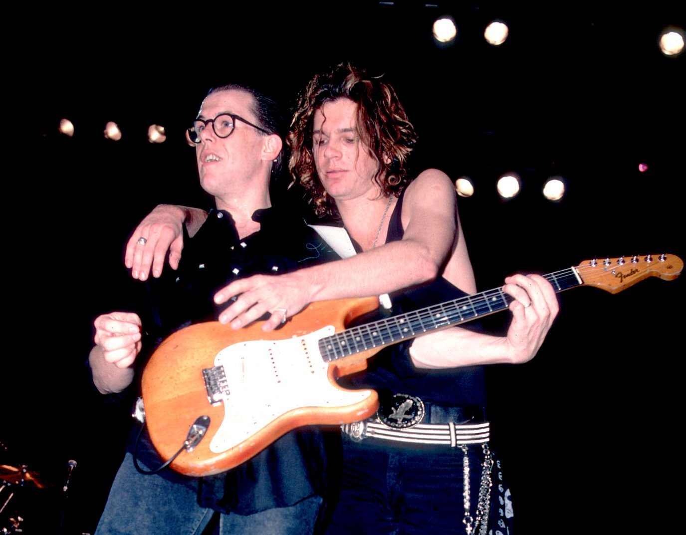 Pengilly & Hutchence Perform Onstage