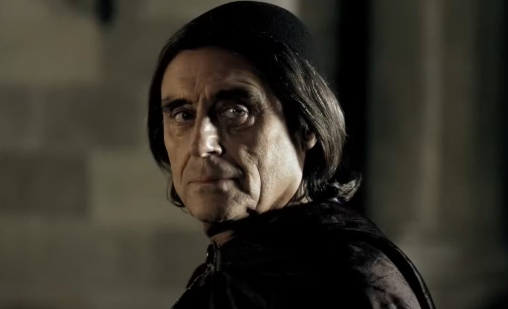 Screenshot of The Pillars of the Earth  (2010)