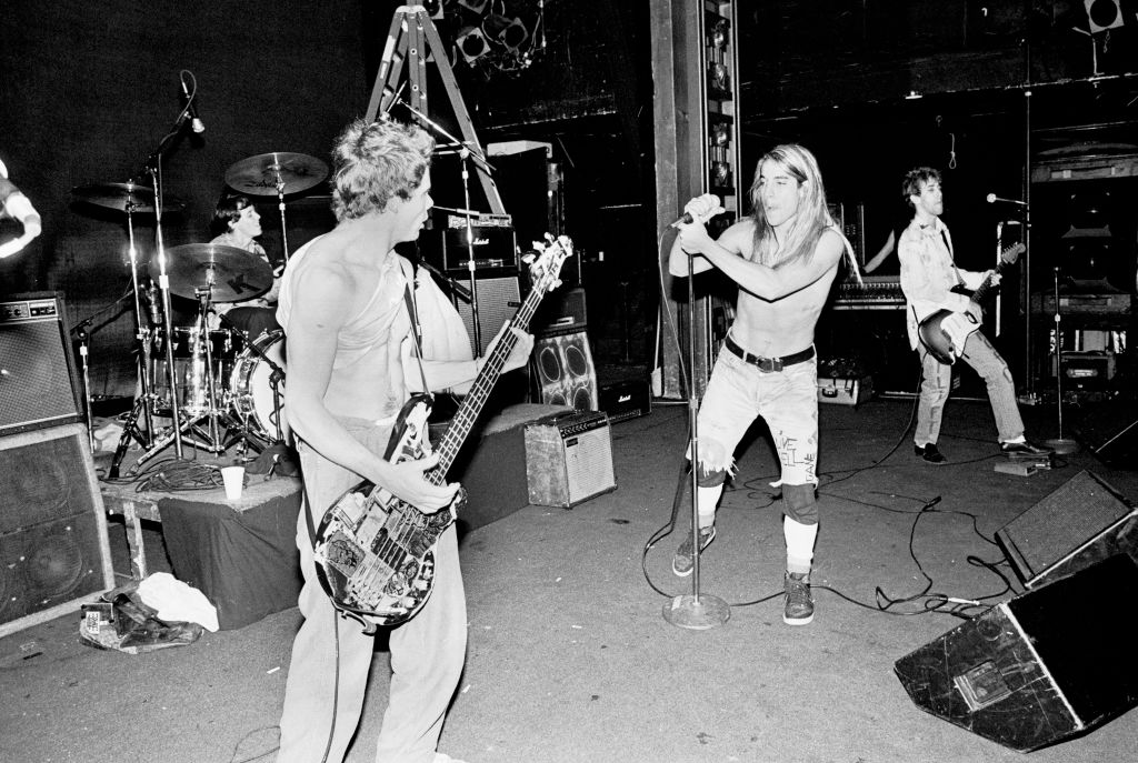 Red Hot Chili Peppers Soundcheck At The Ritz