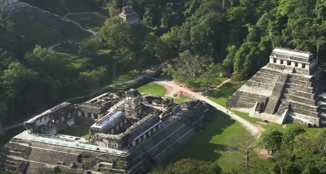 Screenshot of the documentary Lost World of the Maya (2019)