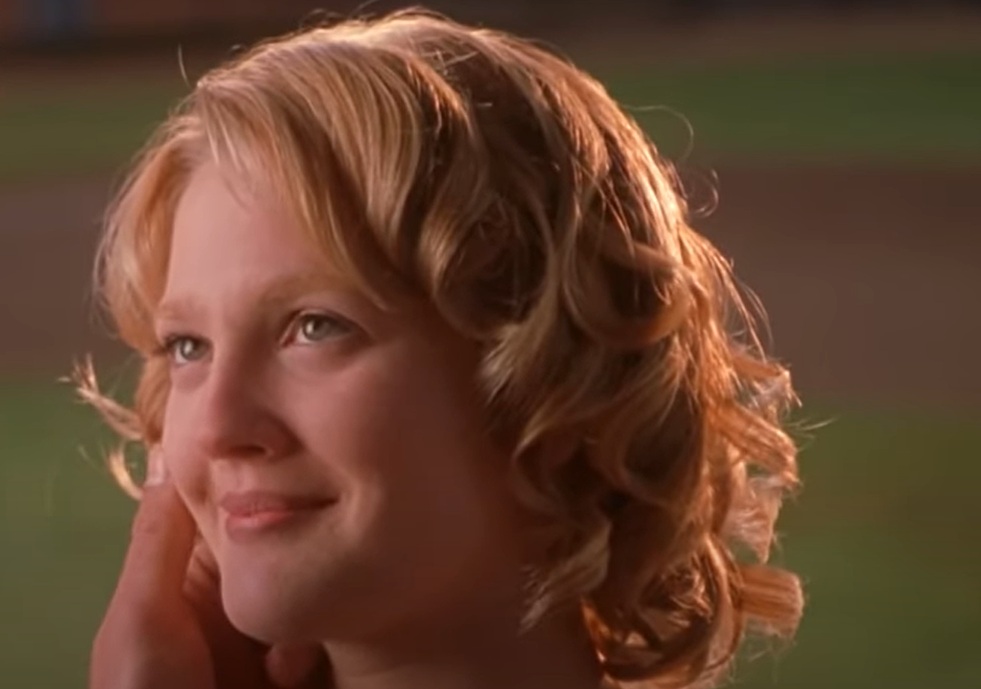 A visually captivating still taken from a pivotal moment in the film Never Been Kissed (1999)
