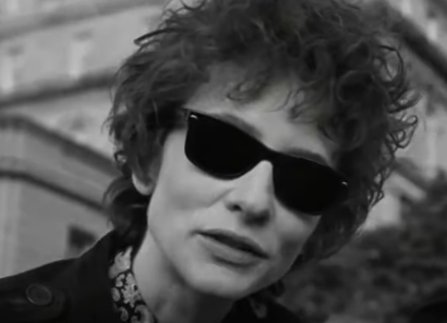 A visually captivating still taken from a pivotal moment in the film I'm Not There (2007)