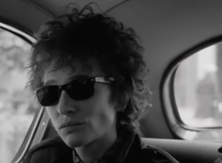 A visually captivating still taken from a pivotal moment in the film I'm Not There (2007)