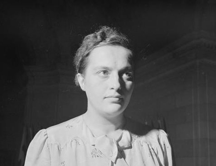 Grayscale Portrait Photo of Soviet sniper and future Hero Lyudmila Mikhailovna Pavlichenko