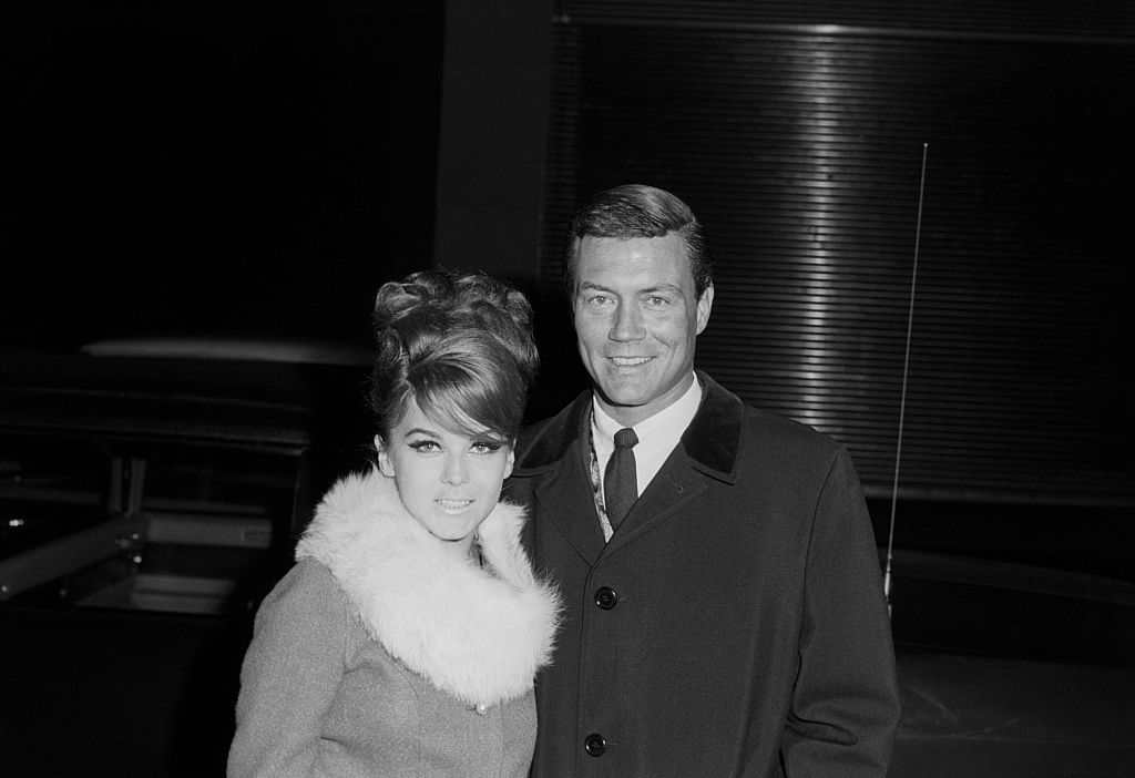 Roger Smith Ann-Margret with a fur collar