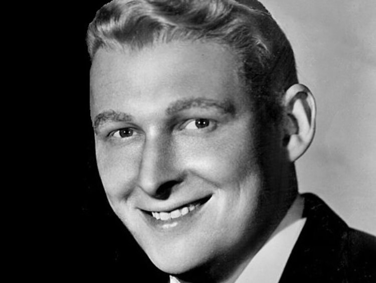Mike Nichols smiling at the camera