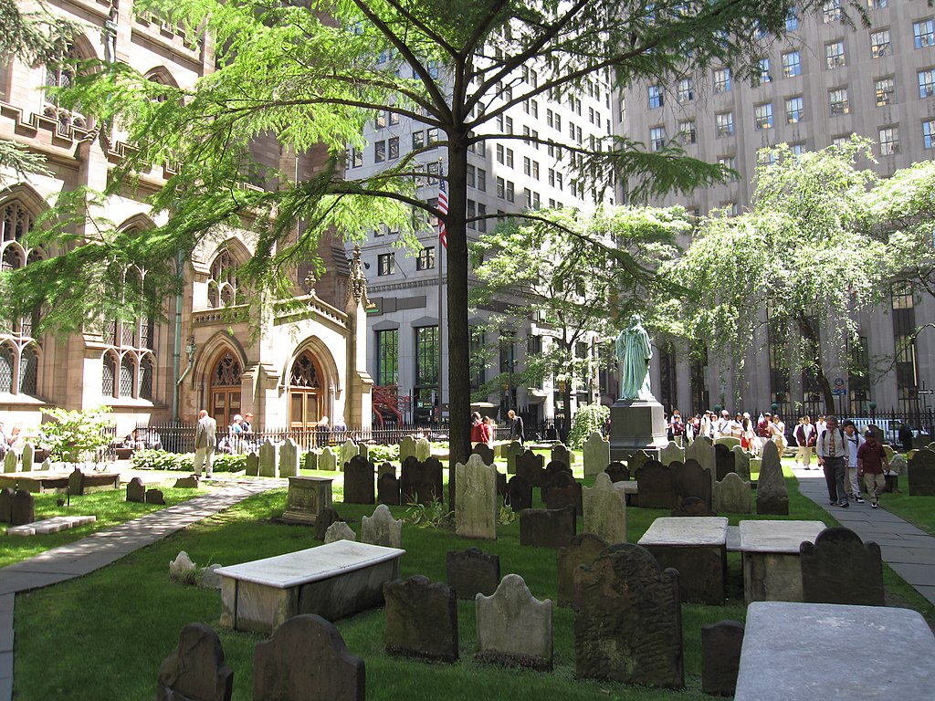 1024Px-Trinity Church Cemetery Nyc 9109