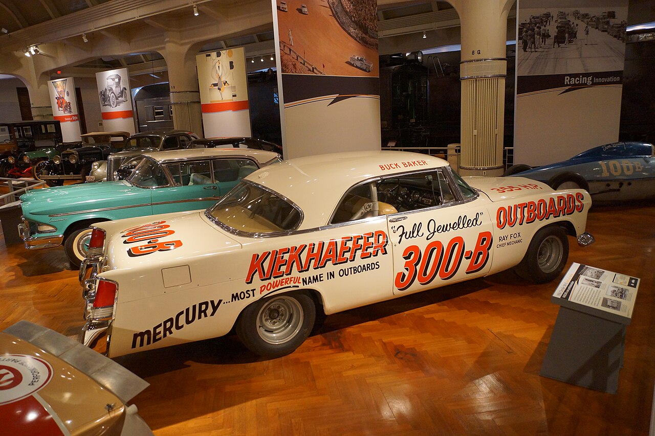 1956 Chrysler 300-B Kiekhaefer Race Team