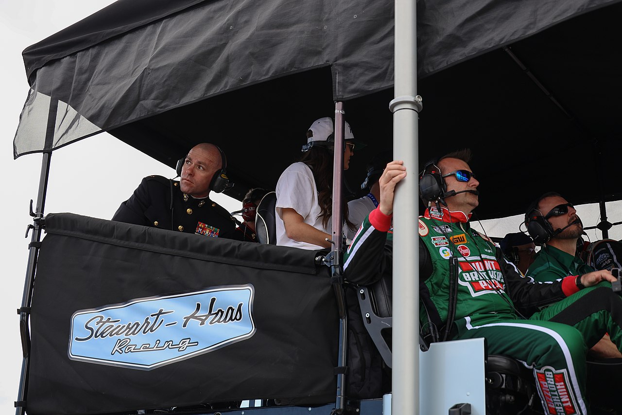 US marines at Nascar Phoenix 