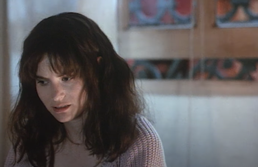 A screenshot of the movie Single White Female (1992)