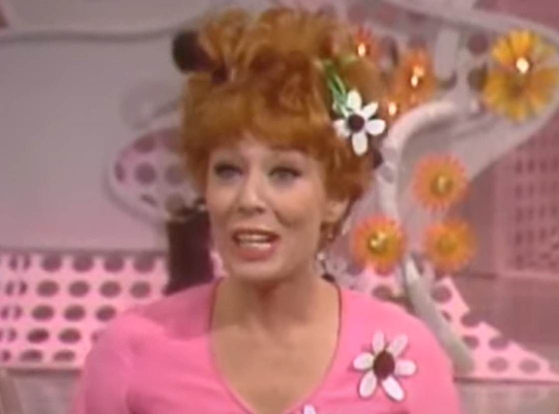 Screenshot of Gwen Verdon from - The Carol Burnett Show (1967-78)