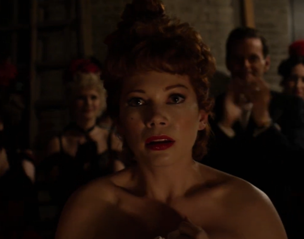 Screenshot of Gwen Verdon (Michelle Williams) and Bob Fosse (Sam Rockwell) from - Fosse/Verdon (Tv Series 2019)