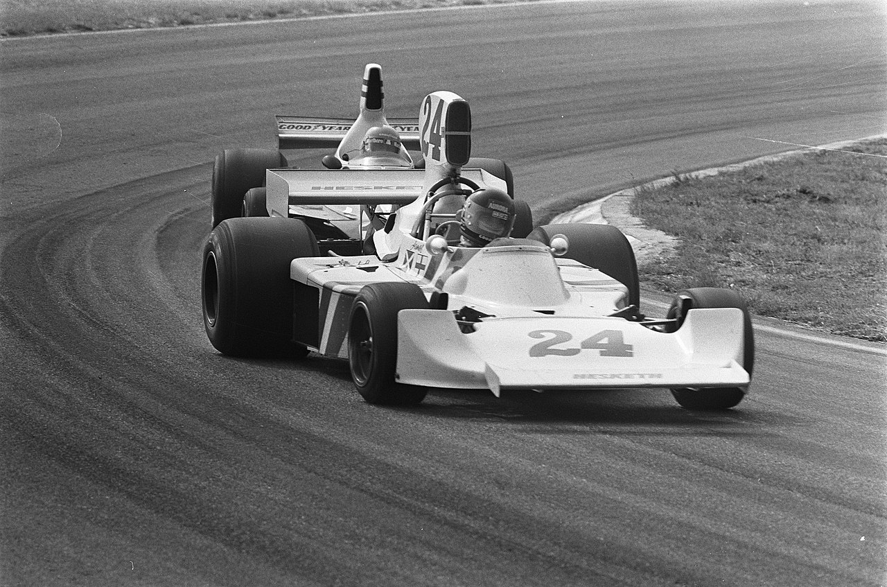 Winner James Hunt (24) followed by Niki Lauda (12)