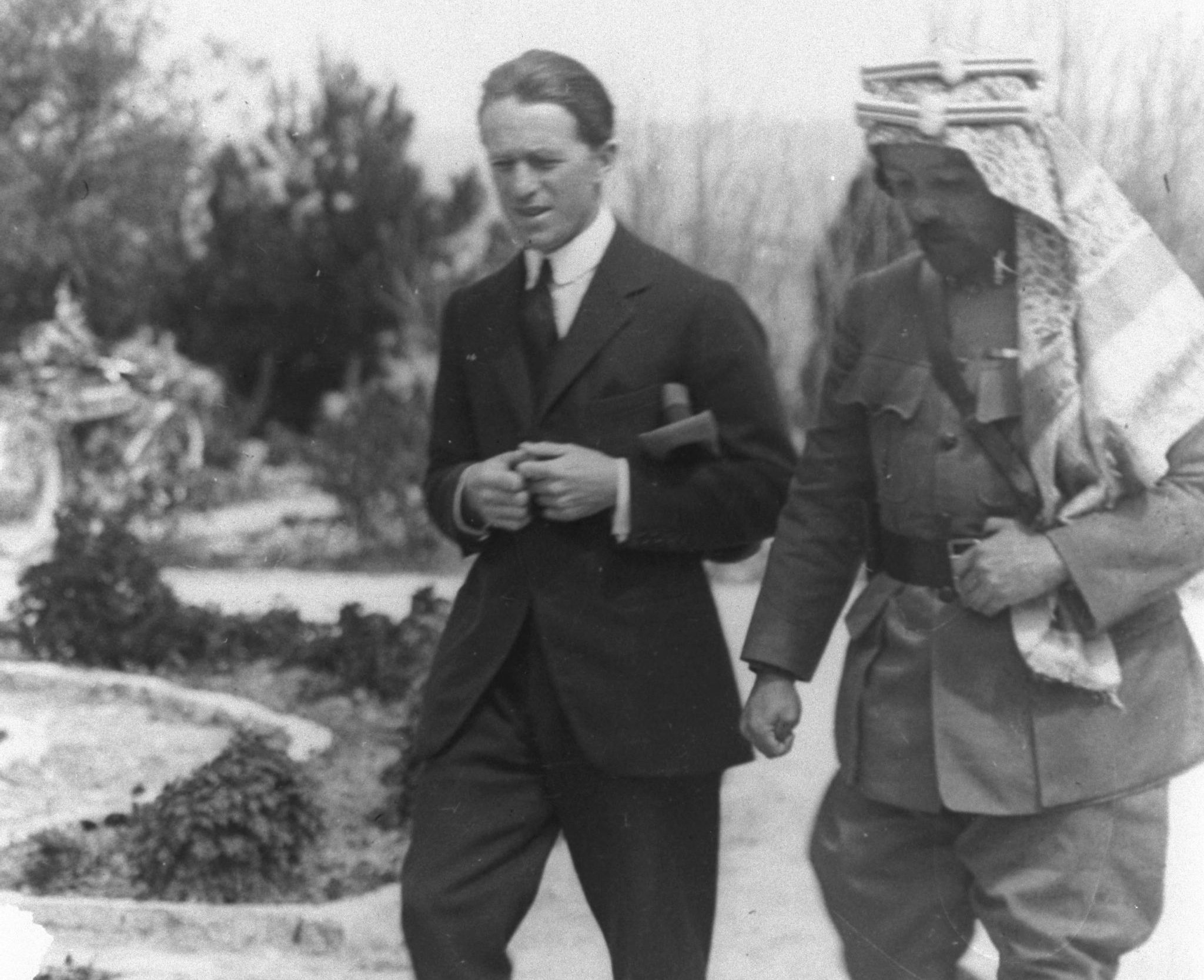 Emir Abdullah Of Jordan (R) And Sir T.e. Lawrence (Lawrence Of Arabia)