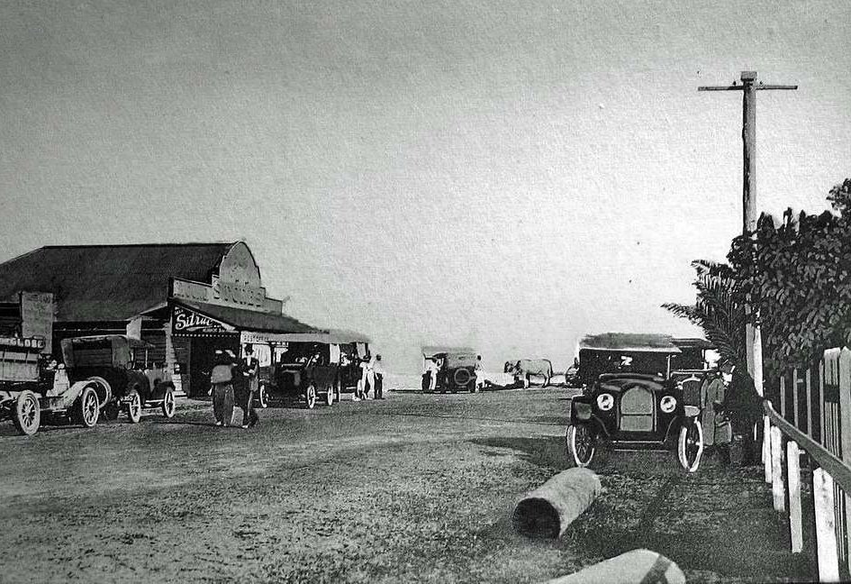 Near the jetty at Woody Point, Queensland, Australia - 1920s
