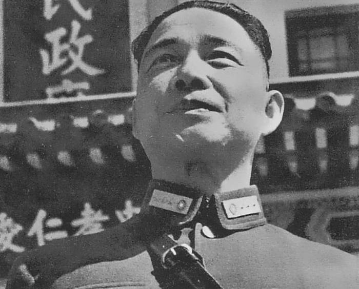 Wang Jingwei in uniform