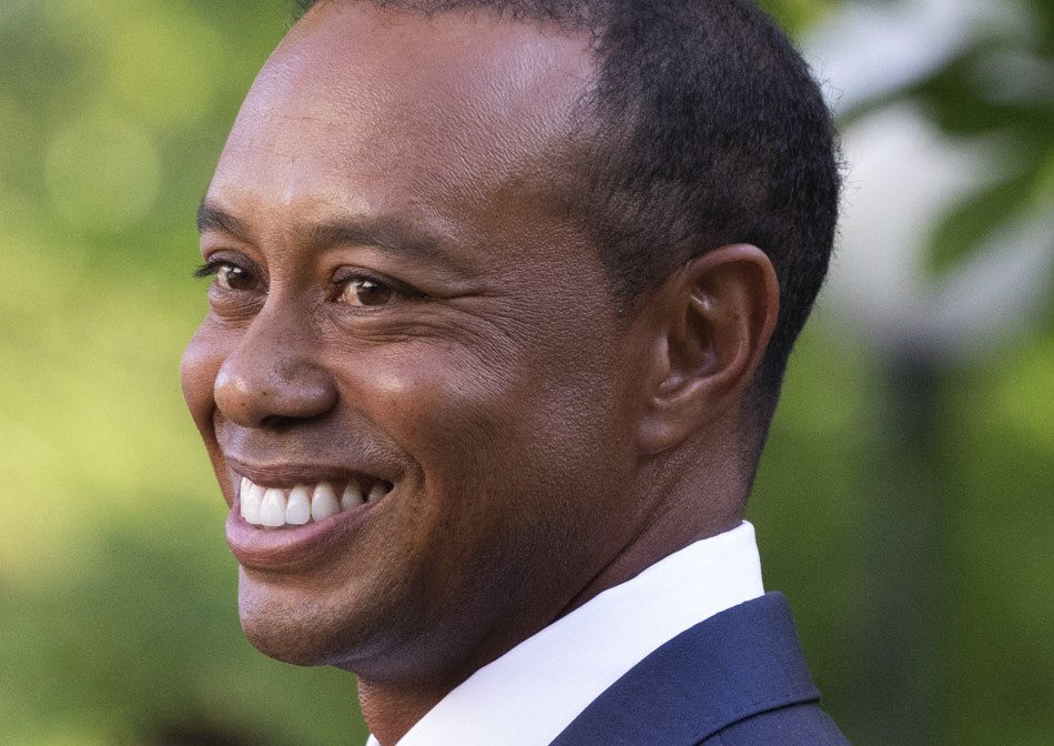 Tiger Woods wearing a suit