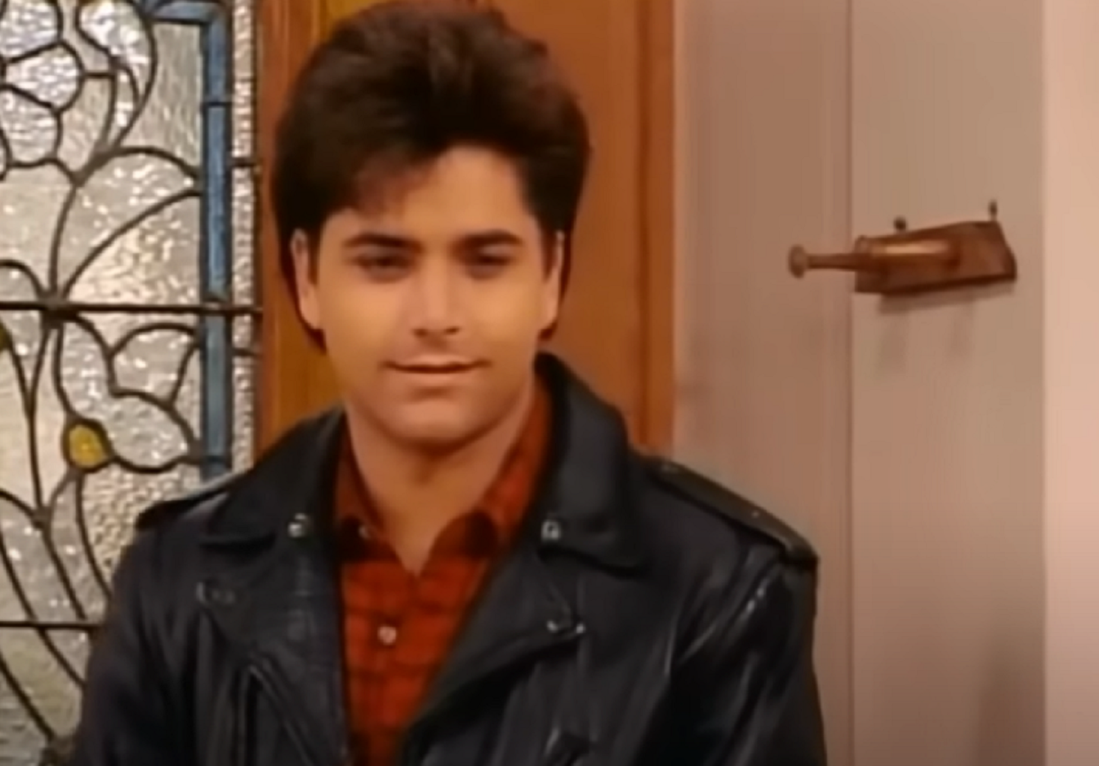 Screenshot of John Stamos in Full House (1987-95)