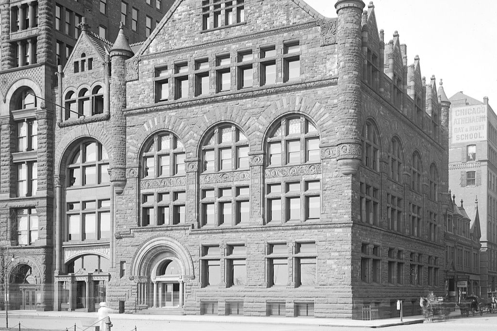 1024Px-Chicago Club Crop