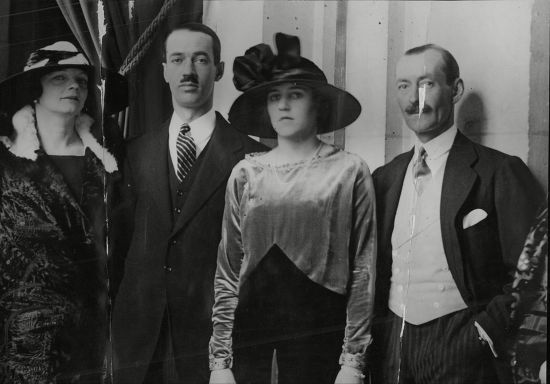 Wedding-Alister-Hamilton-Mccormick-Joan-Tyndale-Stevens-550Nw-4024241A