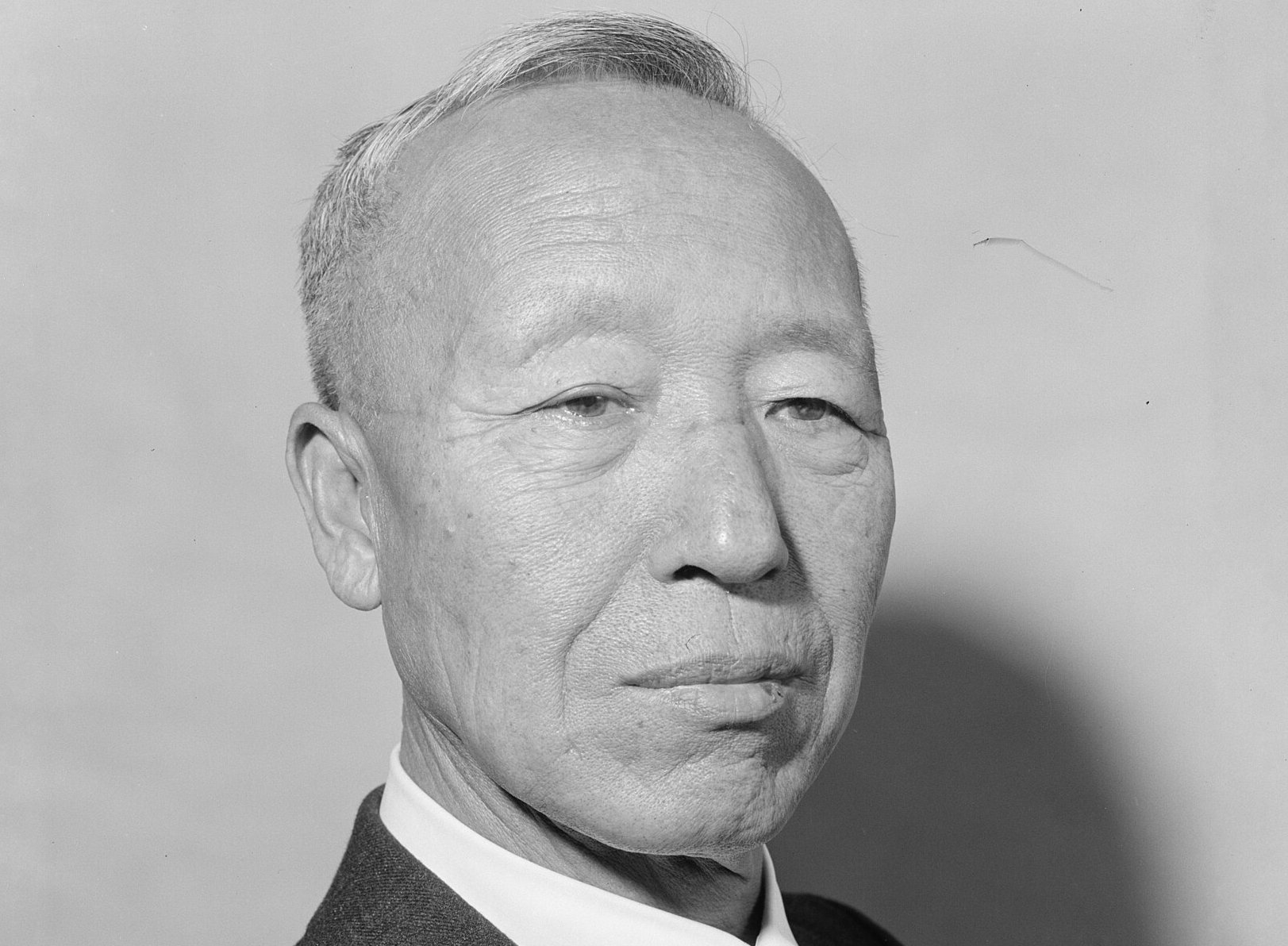 Portrait of Dr. Syngman Rhee in a suit