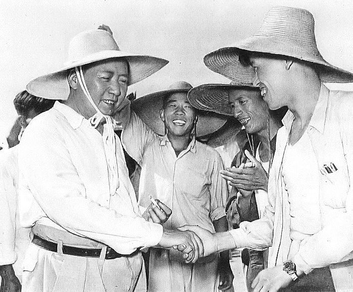Mao Zedong Shakes Hands With People