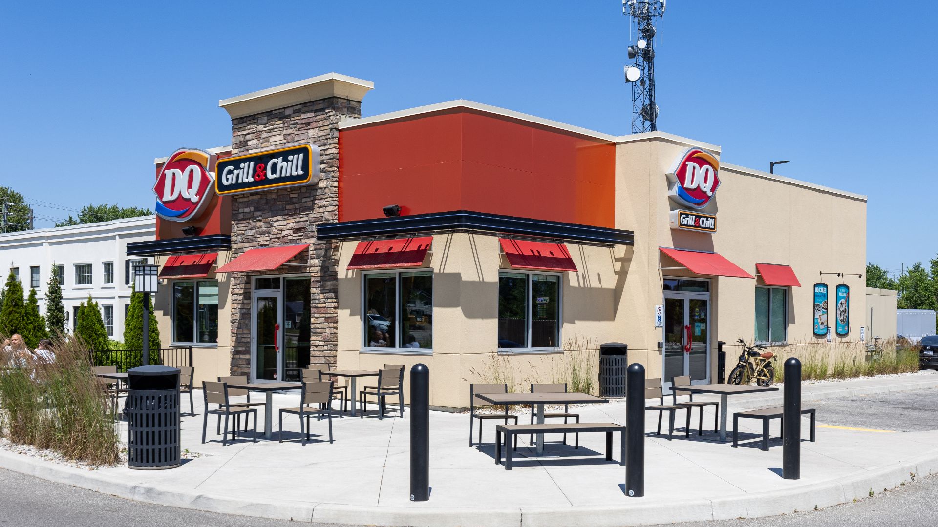 File:Dairy Queen, Kingsville, Ontario, 2025-06-29.jpg