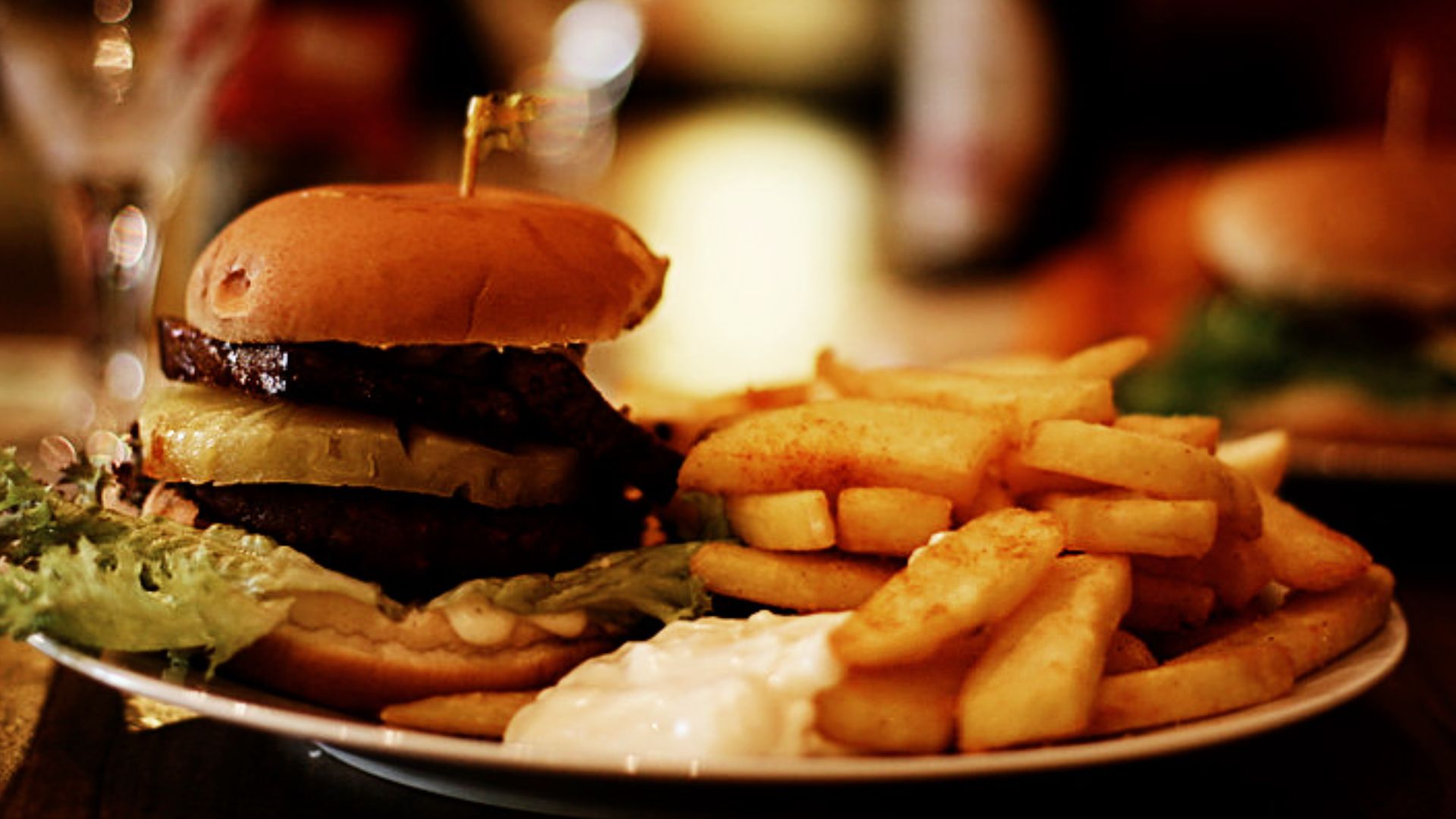 File:Vegan burger and chips (3883204113).jpg