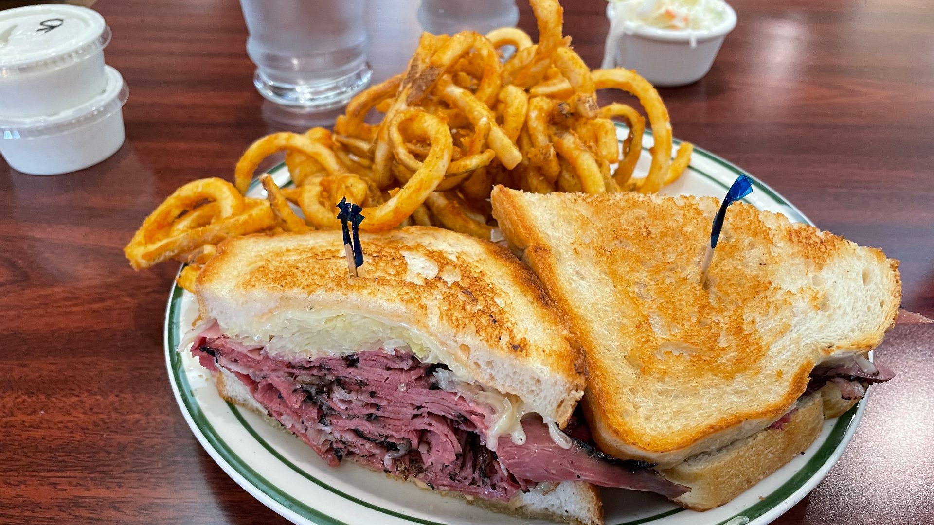 File:Pastrami Reuben from Brent's Deli.jpg