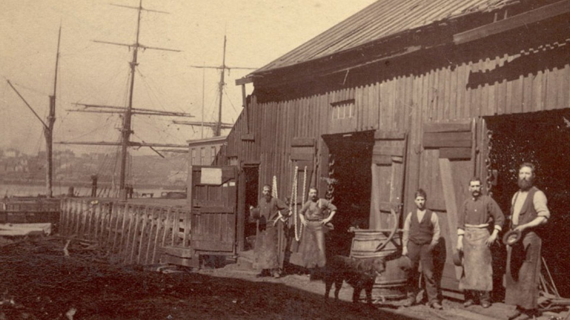 File:Blacksmith Shop Behind Custom House.jpg