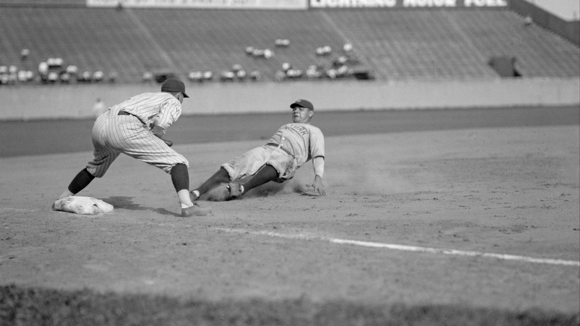 File:Babe Ruth 1925.jpg