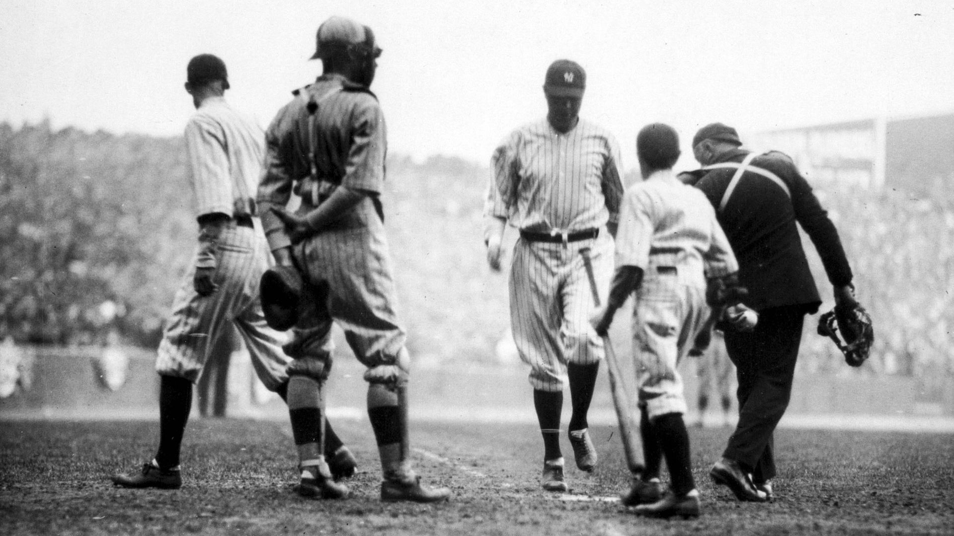 File:Babe ruth first homerun yankee stadium.jpg