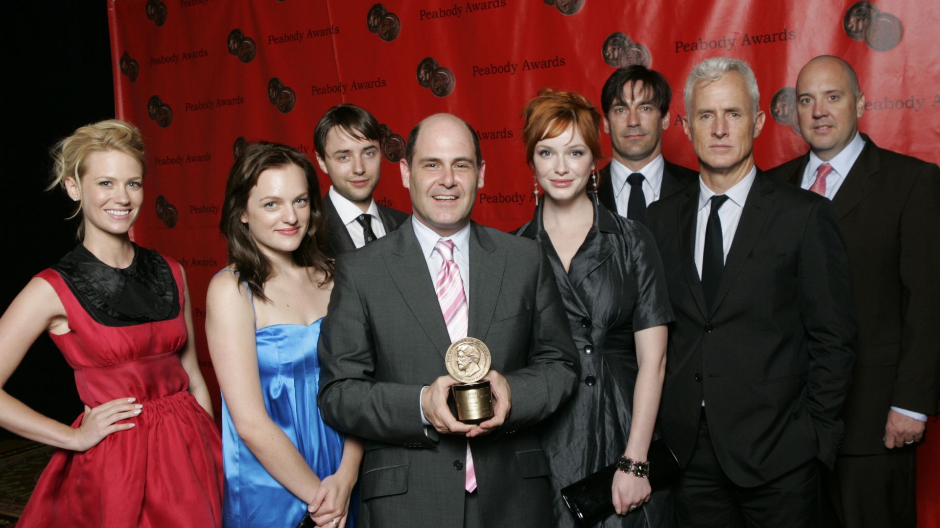 File:Matthew Weiner and the cast of Mad Men at the 67th Annual Peabody Awards.jpg