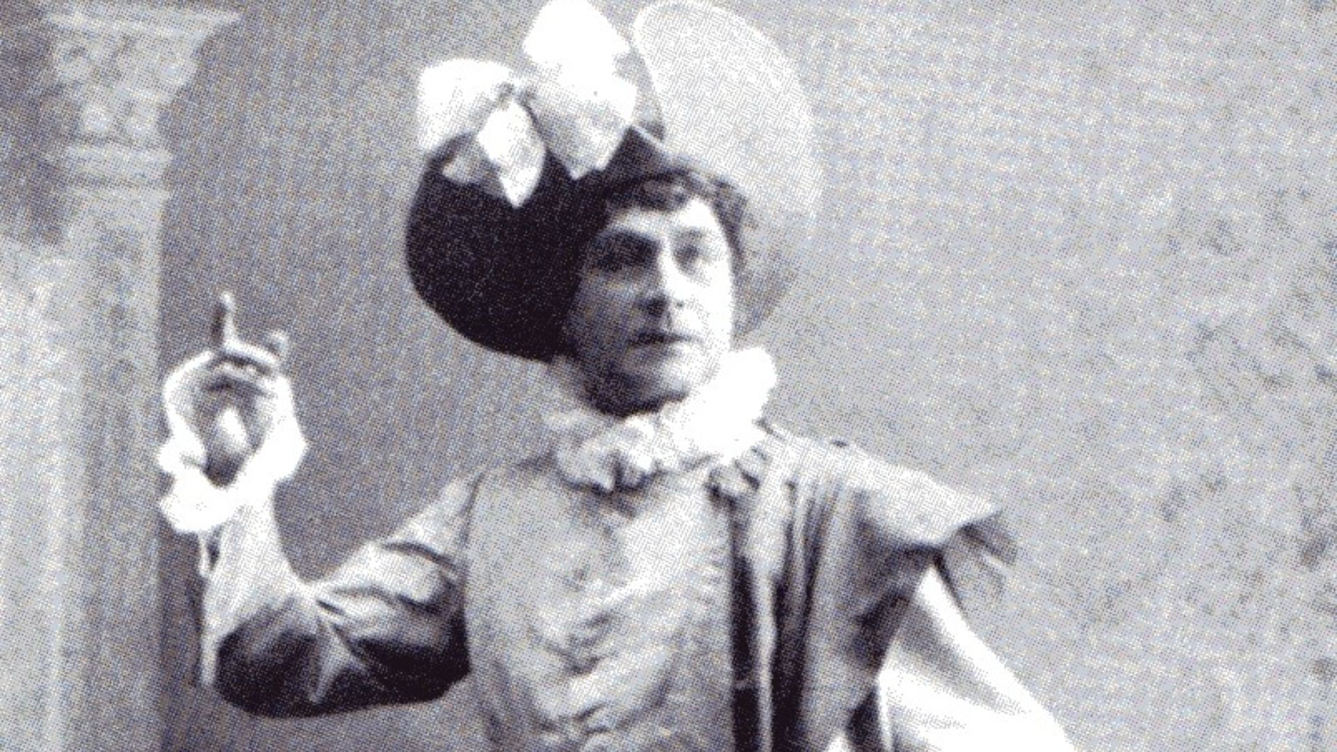 File:Pavel Gerdt as Damis in Ruses d'Amour.jpg