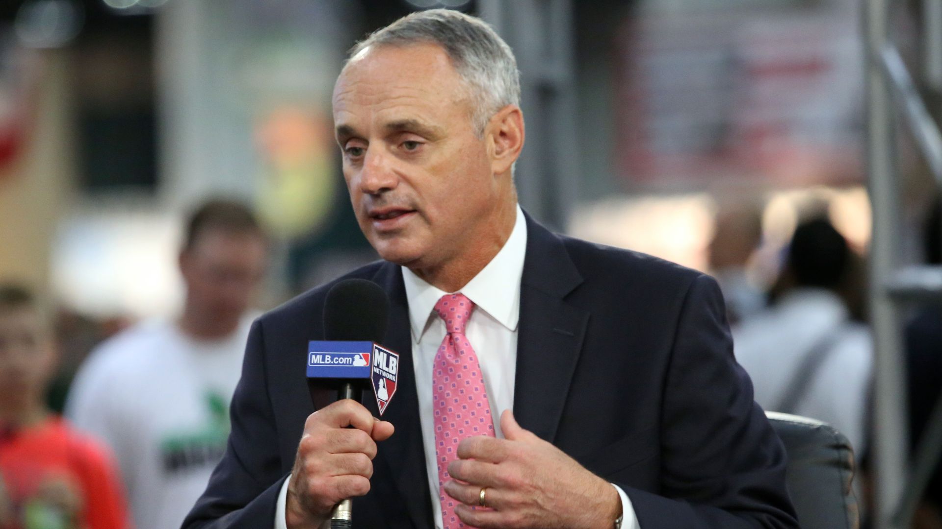 File:Manfred - Commissioner's Town Hall chat (19158268033).jpg