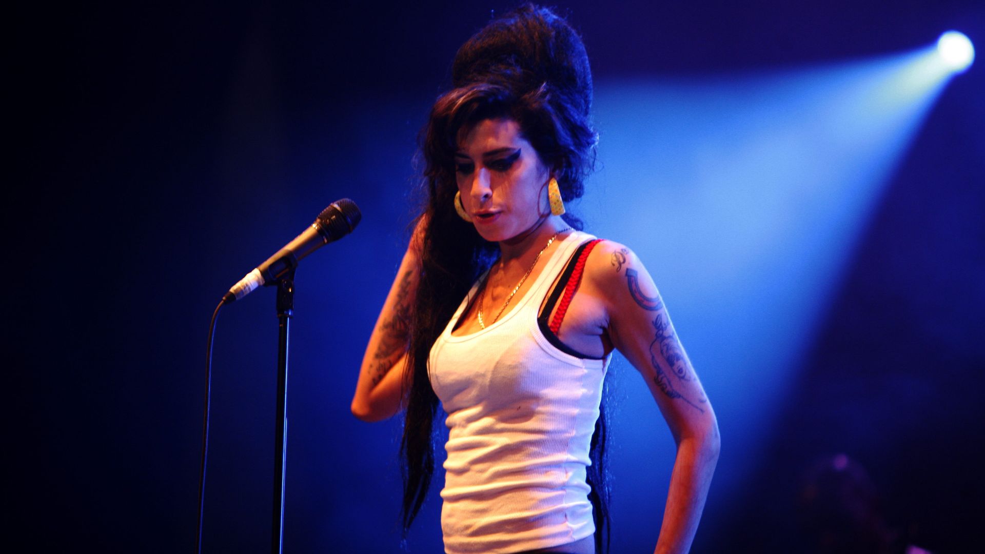 File:Amy Winehouse f5048439.jpg