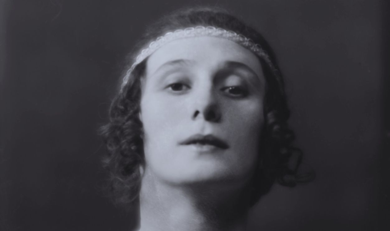 Gettyimages - 1474486831, Pavlova Pavlova, Anna, Madame, portrait photograph, 1915 