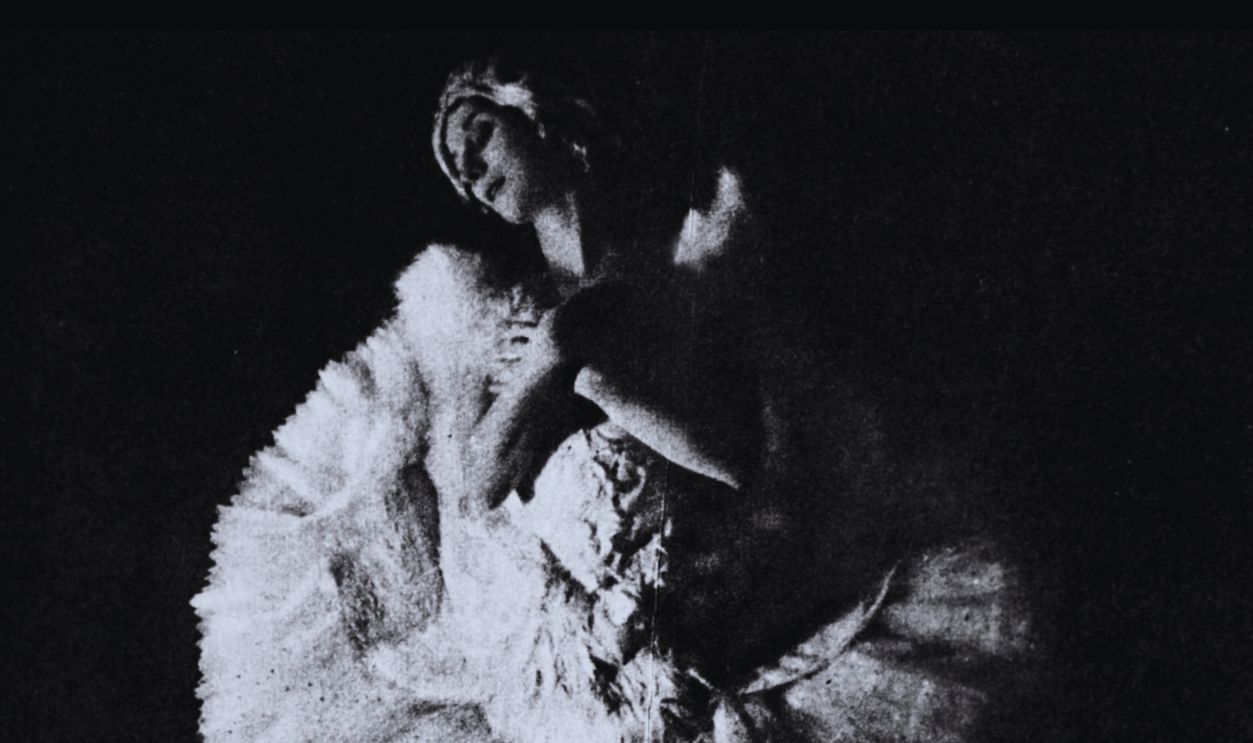 Gettyimages - 601100346, Anna Pavlova. Photograph of Anna Pavlova (1881-1931) a Russian prima ballerina. Dated 20th Century. 