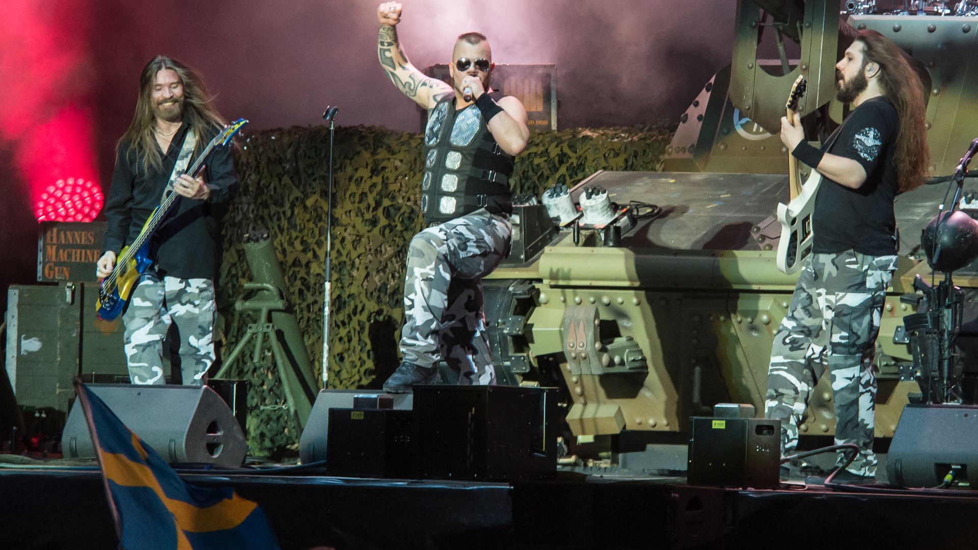 File:Hellfest2017Sabaton 01.jpg