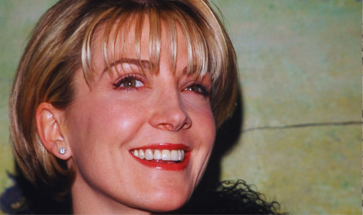 Gettyimages - 785570, National Board Of Review Awards 321951 04: Actress Natasha Richardson poses at the National Board of Review Awards February 9, 1998 in New York City. Richardson presented the International Freedom award to director Volker Schlondorff at the ceremony held by the National Board of Review of Motion Pictures.