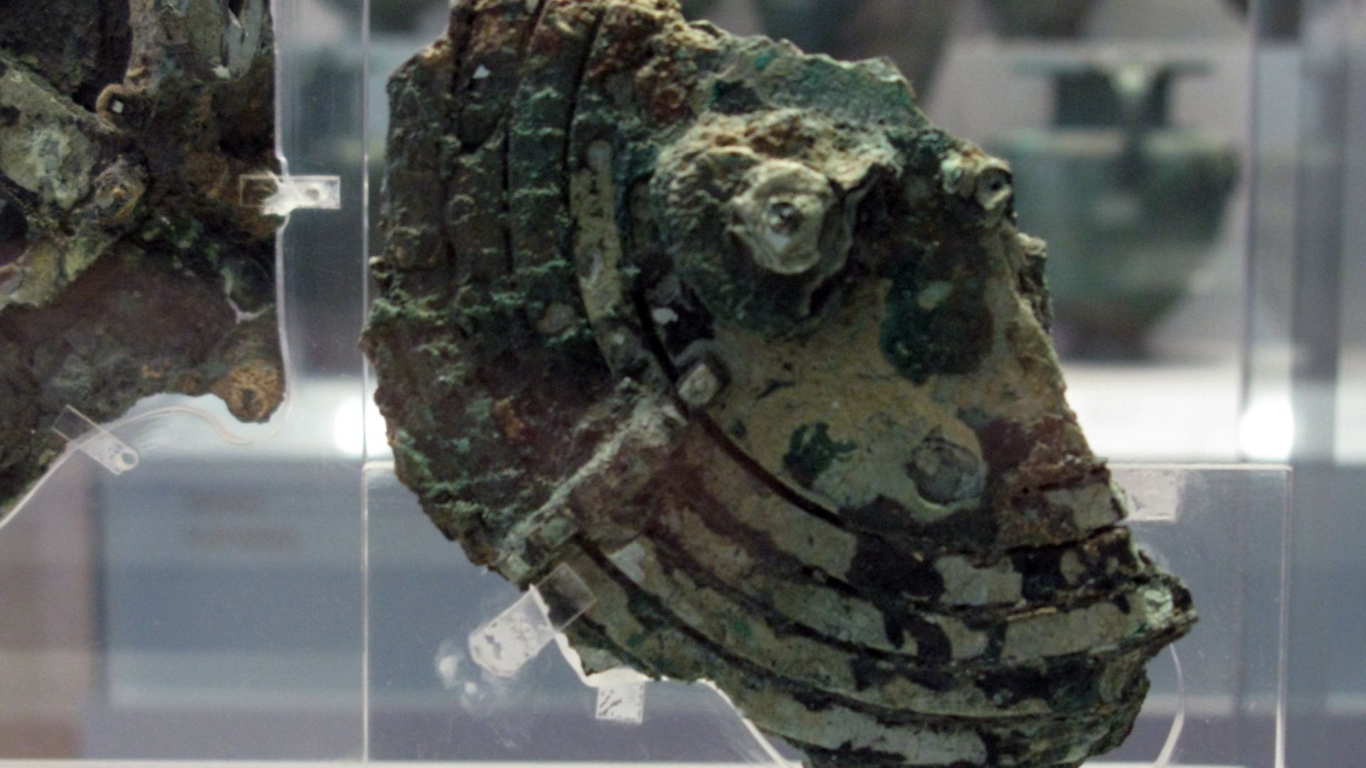 File:The Antikythera Mechanism (3471987204).jpg