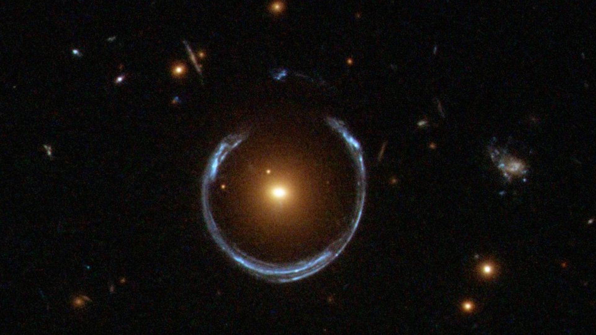File:A Horseshoe Einstein Ring from Hubble.JPG