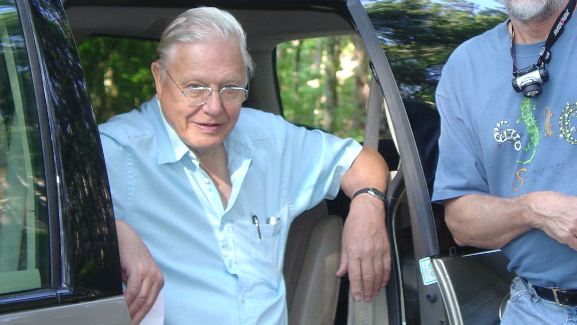 File:Stan Trauth with David Attenborough on the set of Life in Cold Blood in the Ouachita Mountains of Arkansas.jpg